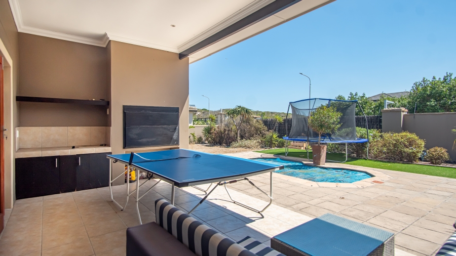 4 Bedroom Property for Sale in Big Bay Western Cape